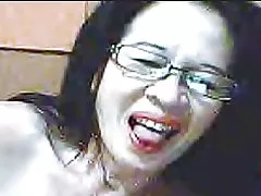 Піне грає на камеру